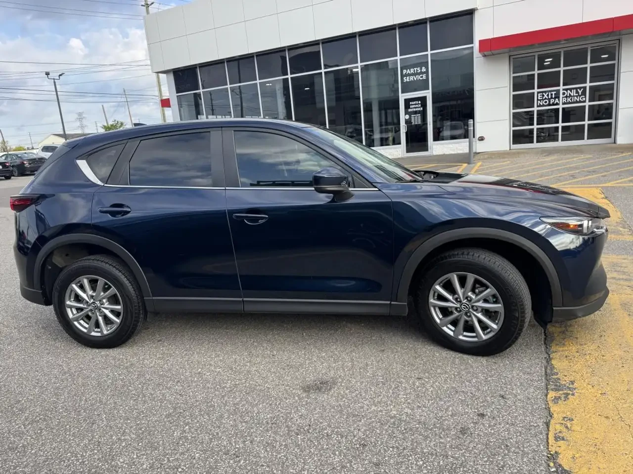 Mazda CX-5 GX AWD/ CARFAX CLEAN/ 2.99% RATE/ CPO/ MUST SEE | Mobile.bg � ����������� 4