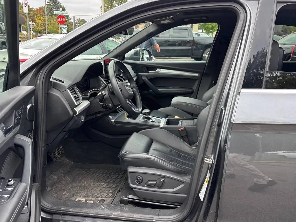 Audi Q5 Technik 55 TFSIe* CARFAX* ОПЦИЯ ЗА ФИНАНСИРАНЕ* , снимка 7 - Автомобили и джипове - 56295103
