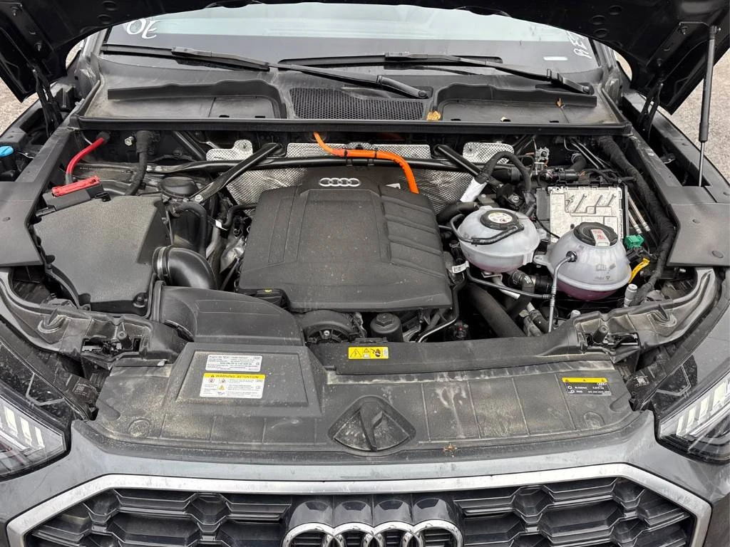 Audi Q5 Technik 55 TFSIe* CARFAX* ОПЦИЯ ЗА ФИНАНСИРАНЕ* , снимка 14 - Автомобили и джипове - 56295103