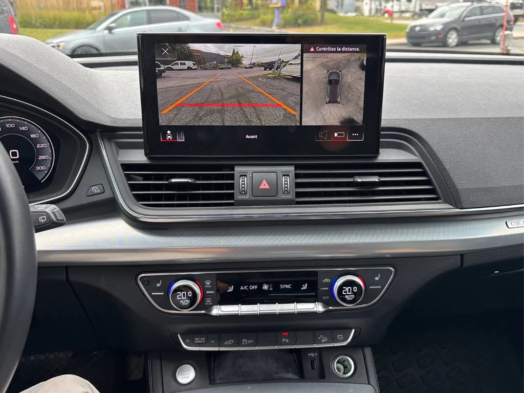 Audi Q5 Technik 55 TFSIe* CARFAX* ОПЦИЯ ЗА ФИНАНСИРАНЕ* , снимка 13 - Автомобили и джипове - 56295103