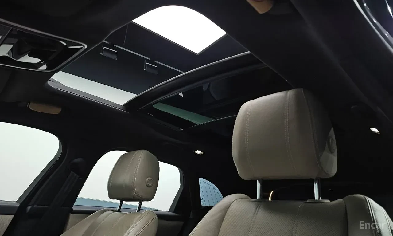 Land Rover Range Rover Velar AWD R-DYNAMIC* LANE ASSIST* ��������* ������ ����* | Mobile.bg � ����������� 14