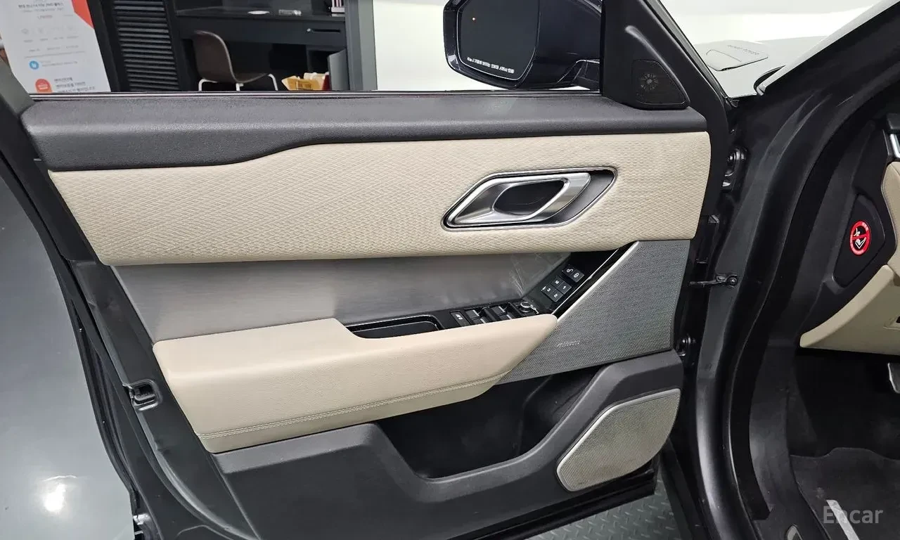 Land Rover Range Rover Velar AWD R-DYNAMIC* LANE ASSIST* ��������* ������ ����* | Mobile.bg � ����������� 6