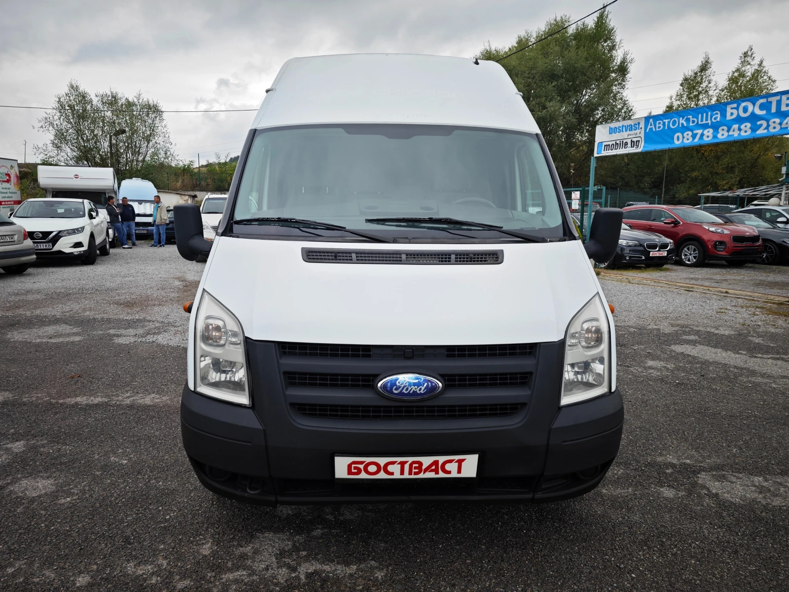 Ford Transit 2, 4 d JAMBO  - изображение 8