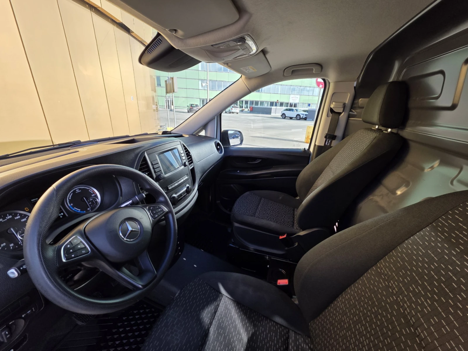 Mercedes-Benz Vito eVito / DC FAST Charging | Mobile.bg   11