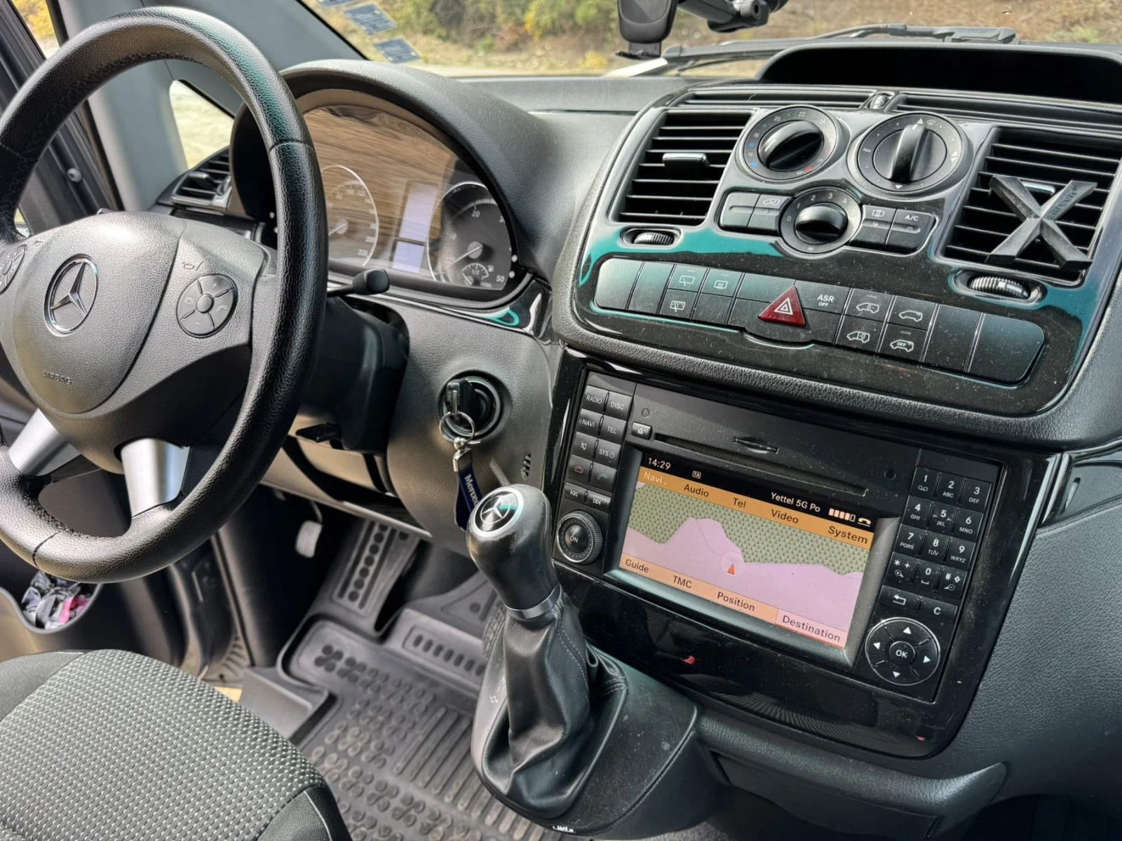 Mercedes-Benz Vito, снимка 9 - Бусове и автобуси - 56452278