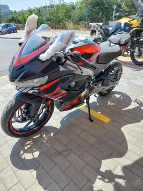     Aprilia Tuono 457