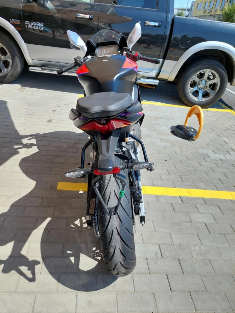 Aprilia Tuono 457, снимка 2 - Мотоциклети и мототехника - 51286709