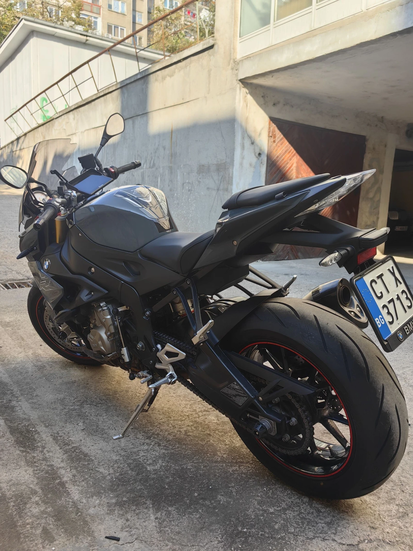 BMW S 1000R AKRAPOVIC - изображение 4