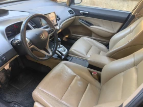 Honda Civic 1.3 Хибрид + Газ, снимка 10