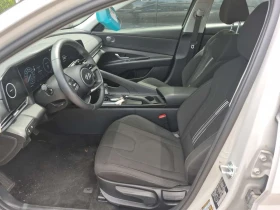Hyundai Elantra PREFERRED| ПОДГРЕВИ| ШИБИДАХ| CARFAX| АВТОКРЕДИТ, снимка 9