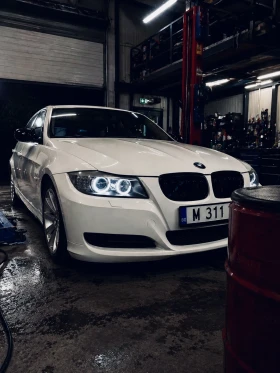 BMW 320 2.0d xDrive, снимка 4