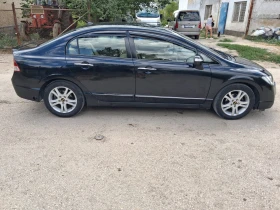 Honda Civic 1.3 Хибрид + Газ | Auto.bg — изображение 5