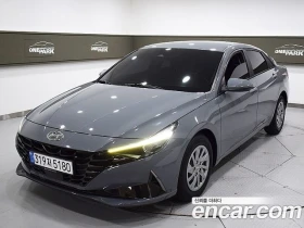 ������ Hyundai Elantra