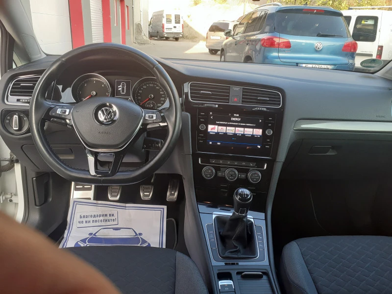 VW Golf, снимка 8 - Автомобили и джипове - 47346675