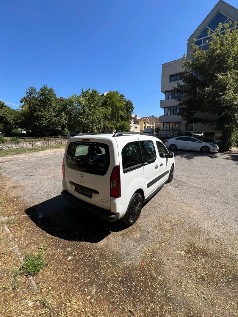 Citroen Berlingo 1.6hdi, снимка 4 - Автомобили и джипове - 47192432