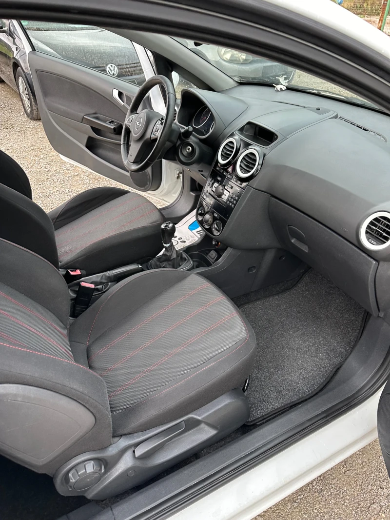 Opel Corsa 1.4 I sport 101kc, снимка 17 - Автомобили и джипове - 47397520