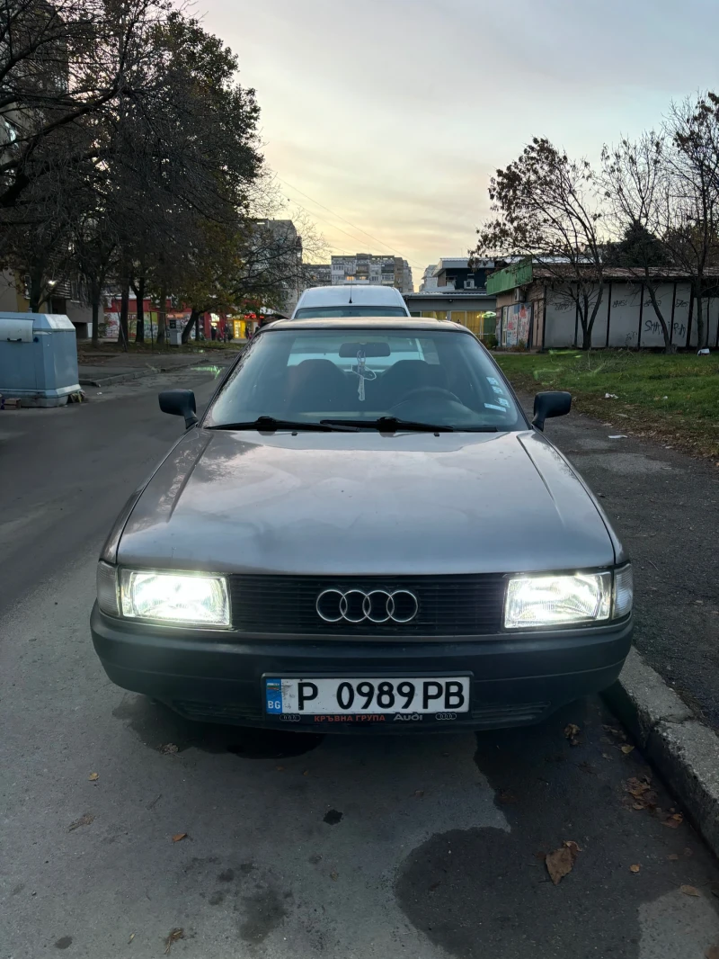 Audi 80 1.8 карбуратор, снимка 1 - Автомобили и джипове - 48208566