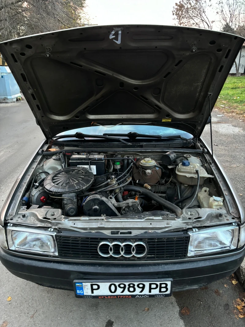 Audi 80 1.8 карбуратор, снимка 2 - Автомобили и джипове - 48208566