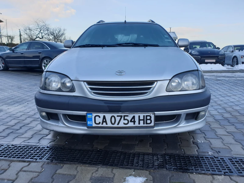 Toyota Avensis 2.0i, снимка 3 - Автомобили и джипове - 48574791