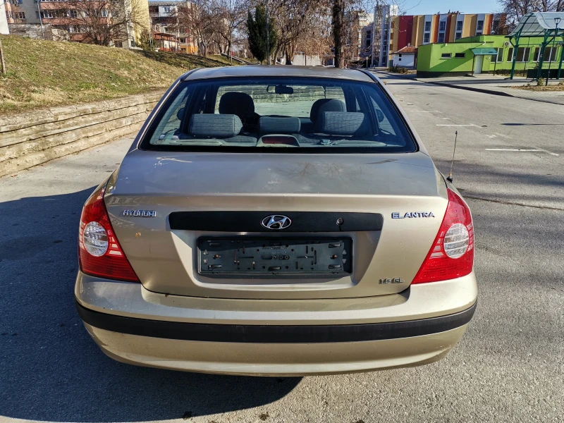 Hyundai Elantra 1.6 GL, снимка 5 - Автомобили и джипове - 49030486