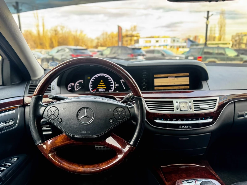 Mercedes-Benz S 550 4MATIC/388HP/CAM/LED/PANO/NAVI/КОЖА, снимка 8 - Автомобили и джипове - 49162645