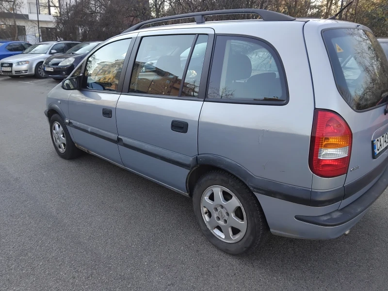 Opel Zafira 1.6 Gazov ijekcion, снимка 7 - Автомобили и джипове - 49331502