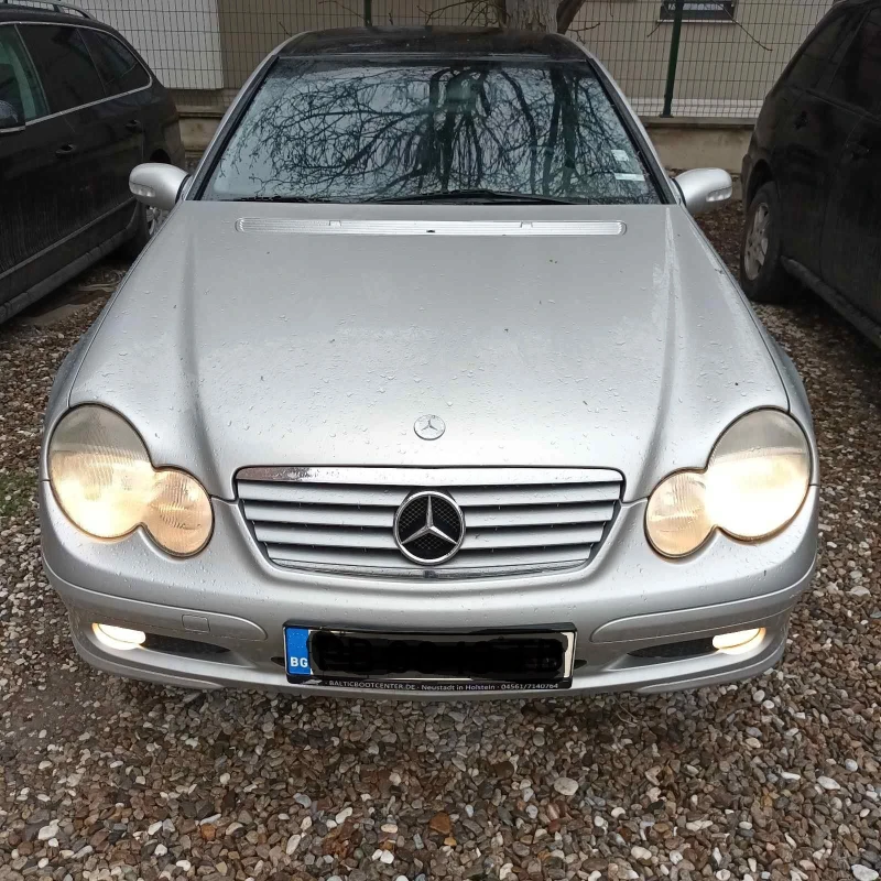 Mercedes-Benz C 200 Kompressor, снимка 1 - Автомобили и джипове - 49621403