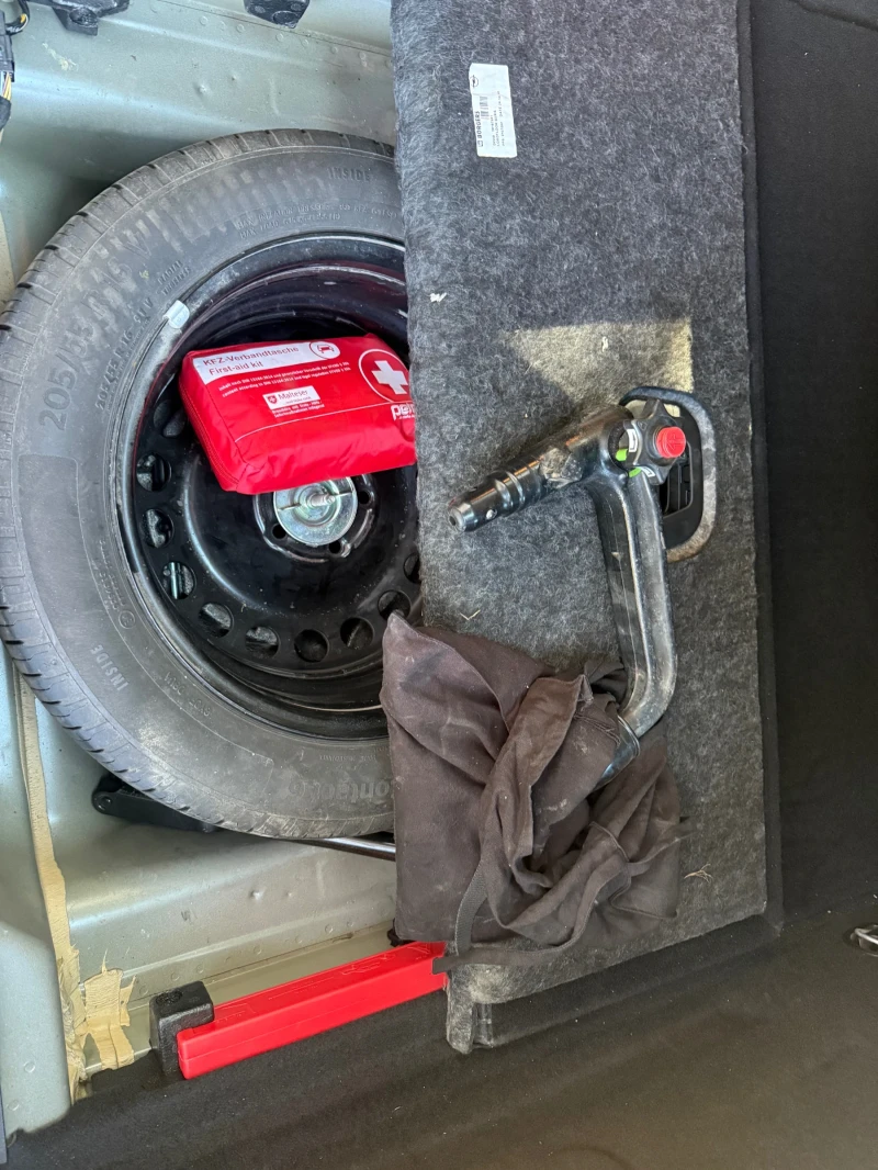 Opel Astra 1.6cdti 110кс, снимка 12 - Автомобили и джипове - 52498661