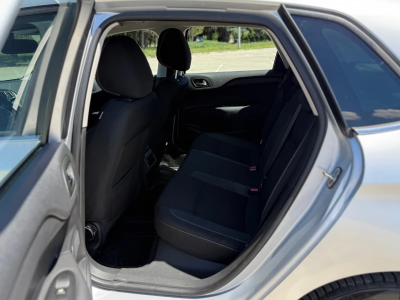 Citroen C4 Automatic, снимка 11 - Автомобили и джипове - 50494528