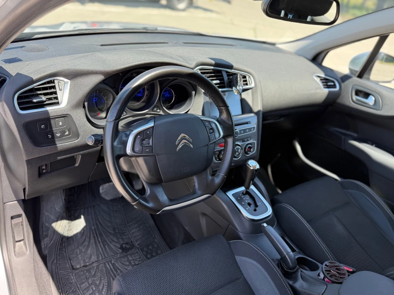 Citroen C4 Automatic, снимка 8 - Автомобили и джипове - 50494528