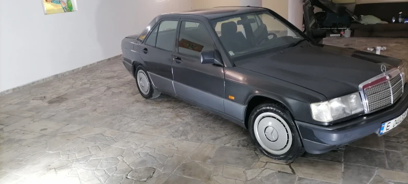 Mercedes-Benz 190 190.бензин Италия, снимка 3 - Автомобили и джипове - 52733405
