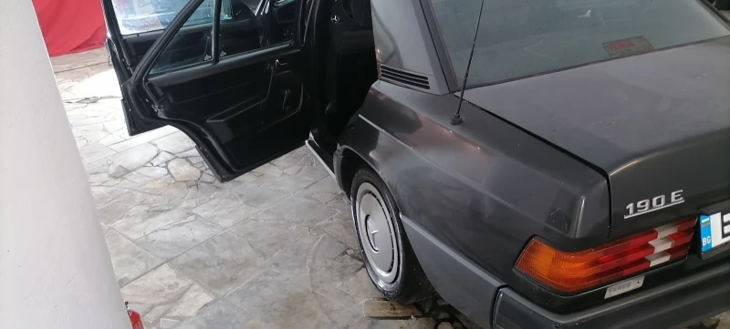 Mercedes-Benz 190 190.бензин Италия, снимка 13 - Автомобили и джипове - 52733405
