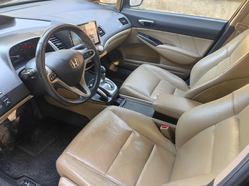 Honda Civic 1.3 Хибрид + Газ, снимка 10 - Автомобили и джипове - 51816485