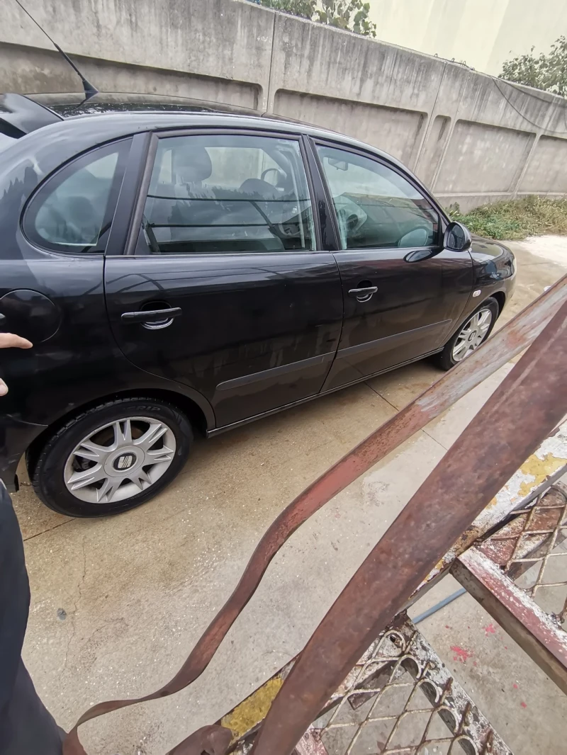 Seat Ibiza, снимка 7 - Автомобили и джипове - 52427126