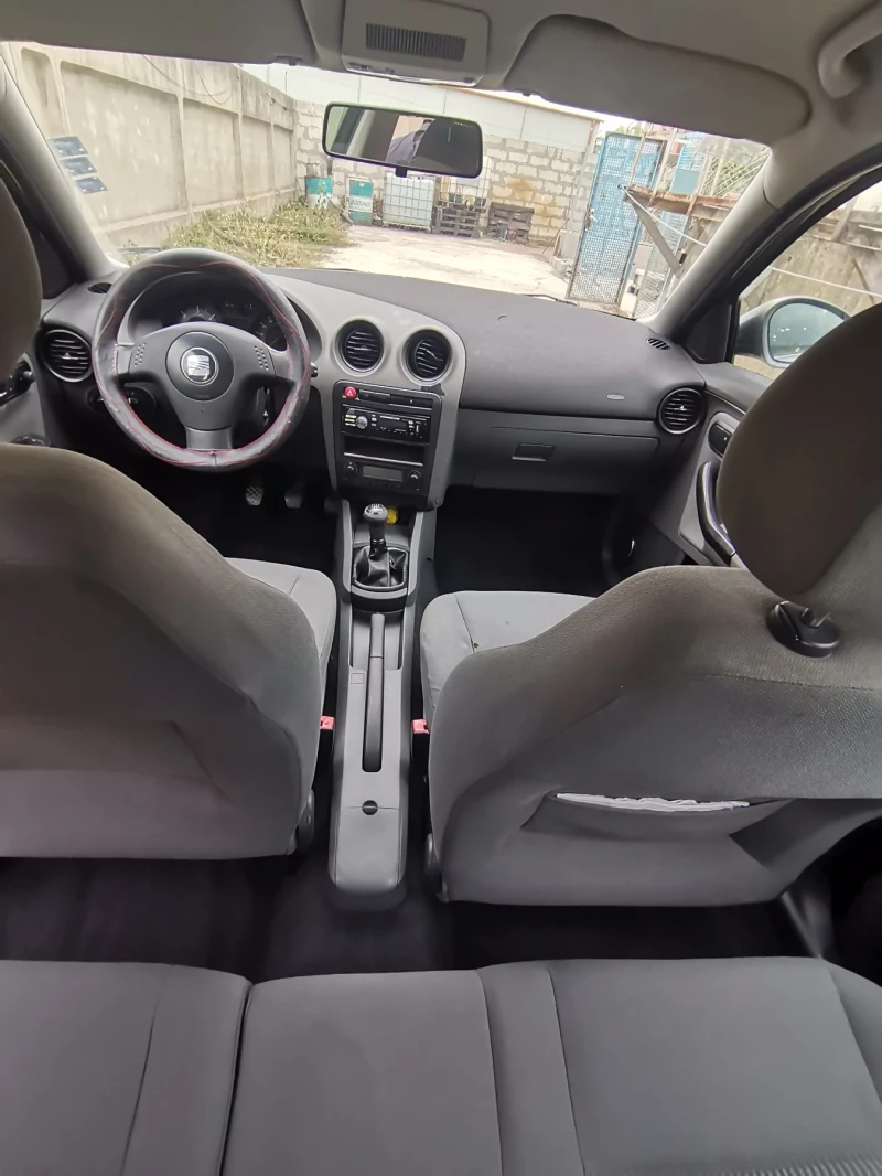 Seat Ibiza, снимка 13 - Автомобили и джипове - 52427126