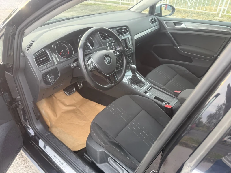 VW Golf ALLTRACK AUT. NAVI 4x4 ШВЕЙЦАРИЯ, снимка 5 - Автомобили и джипове - 52138549