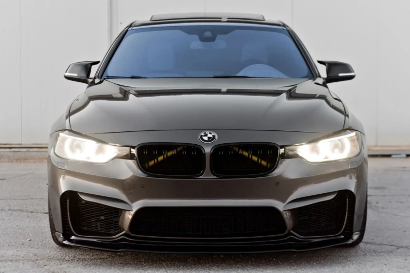 BMW 330 M-performance , снимка 3 - Автомобили и джипове - 52529135