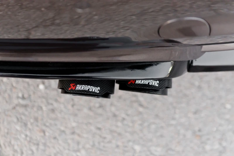 BMW 330 M-performance , снимка 9 - Автомобили и джипове - 52529135