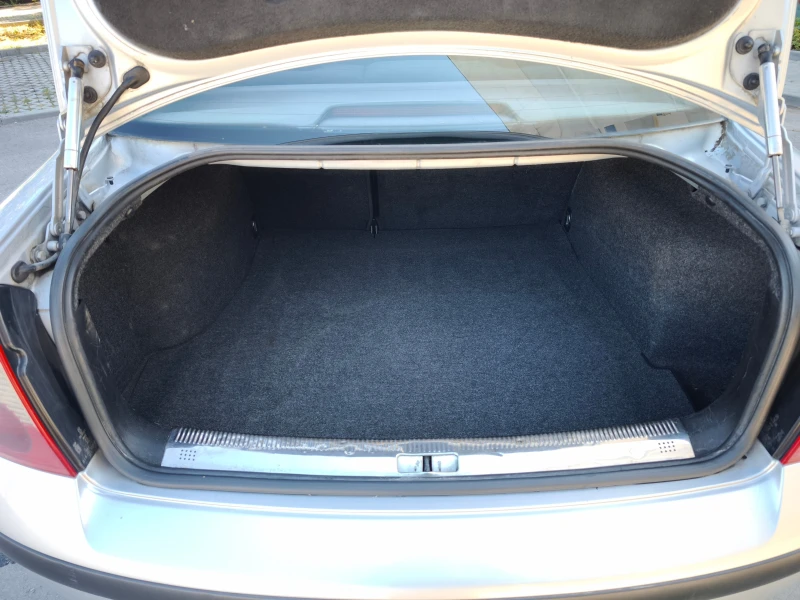VW Passat B 5.5 1.9 TDI 131, снимка 14 - Автомобили и джипове - 53558210