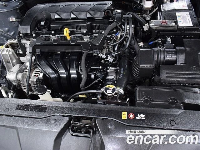 Hyundai Elantra, снимка 17 - Автомобили и джипове - 55847927