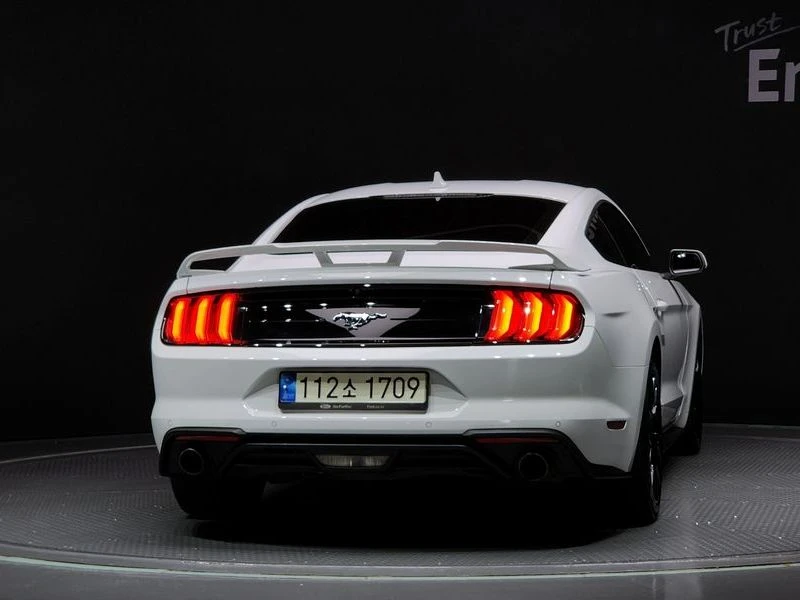 Ford Mustang 2.3 H Automatic, снимка 4 - Автомобили и джипове - 55954017