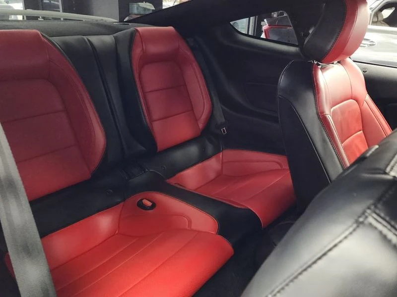 Ford Mustang 2.3 H Automatic, снимка 12 - Автомобили и джипове - 55954017