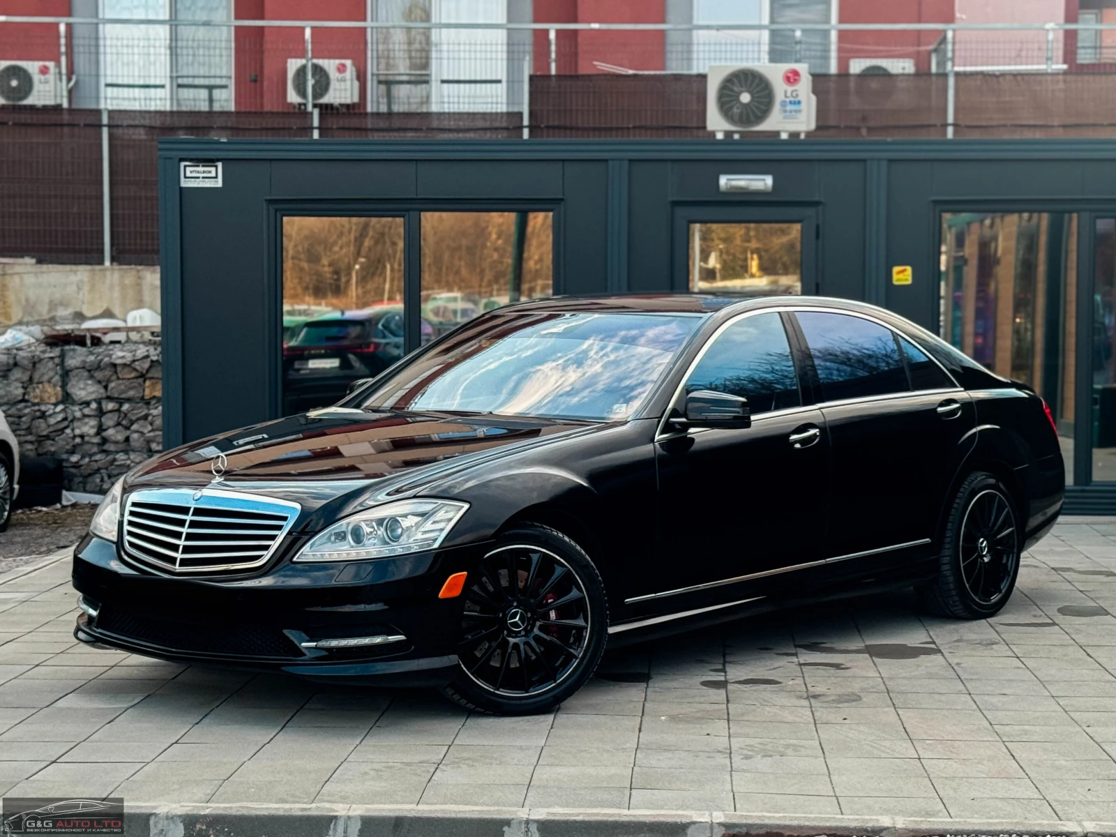 Mercedes-Benz S 550 4MATIC/ГАЗ/388HP/CAM/LED/PANO/NAVI/КОЖА, снимка 1