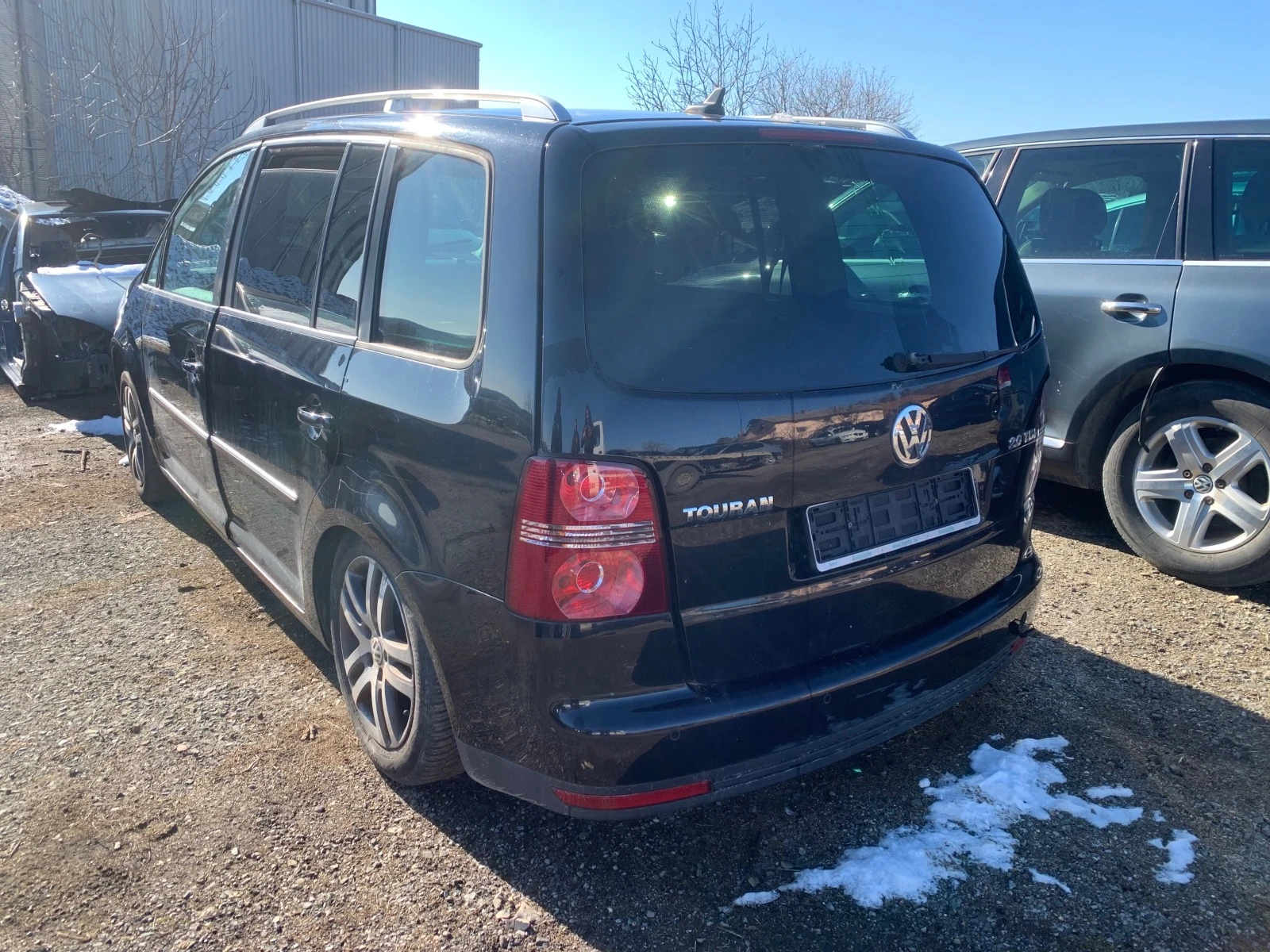 VW Touran 2.0d 140hp - изображение 3