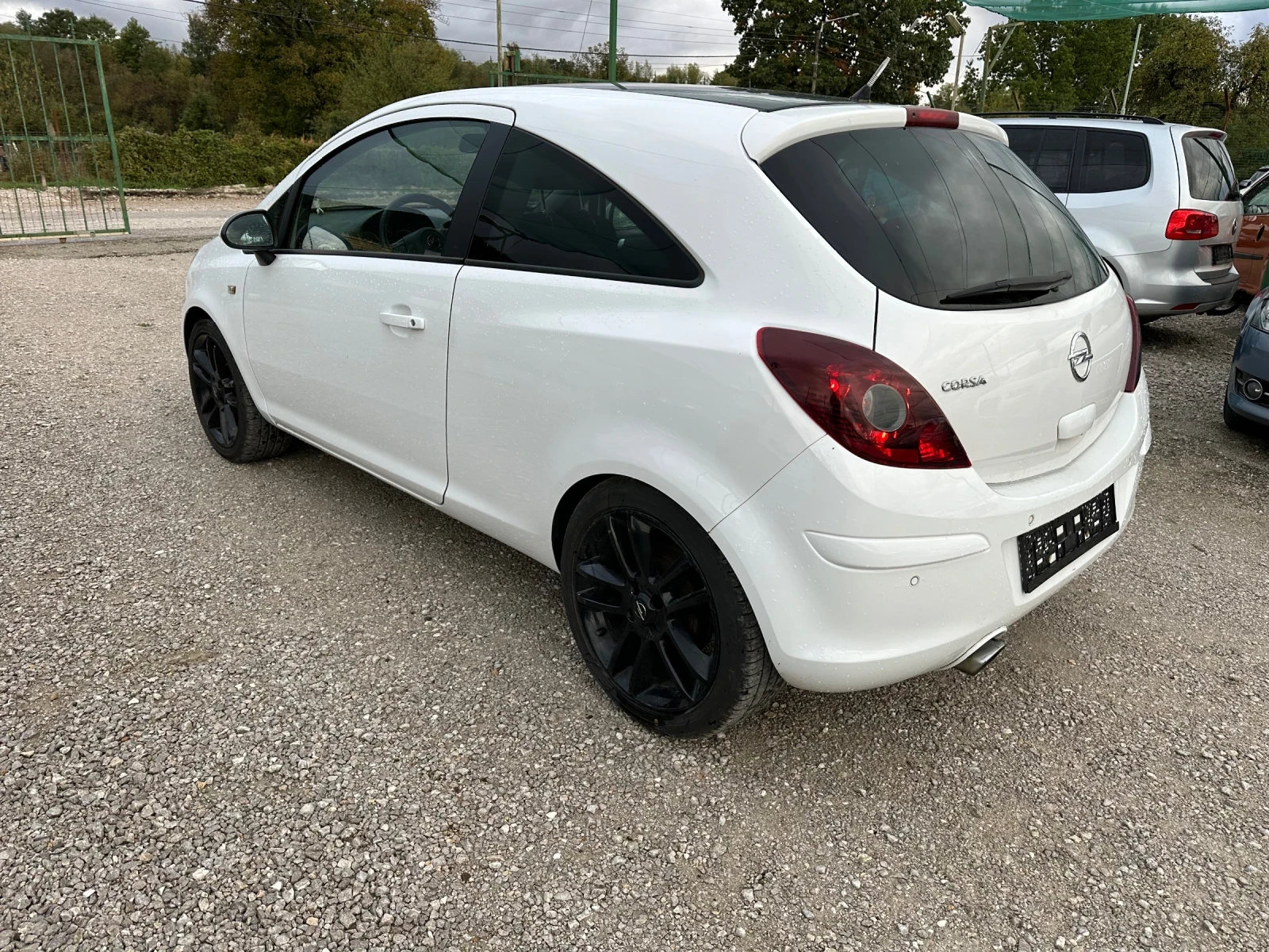 Opel Corsa 1.4 I sport 101kc - изображение 6