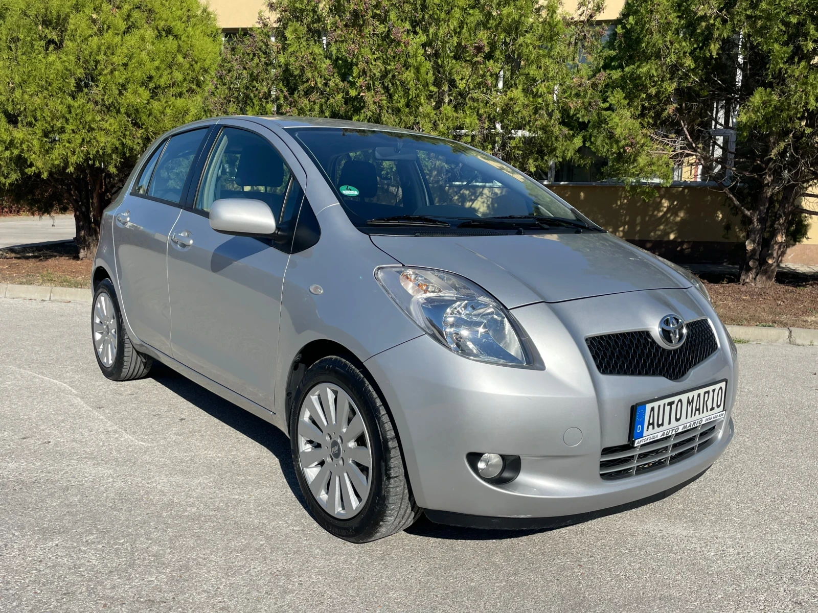 Toyota Yaris 1.3VVTi 87к.с. KEYLESS-GO ГЕРМАНИЯ  - изображение 8