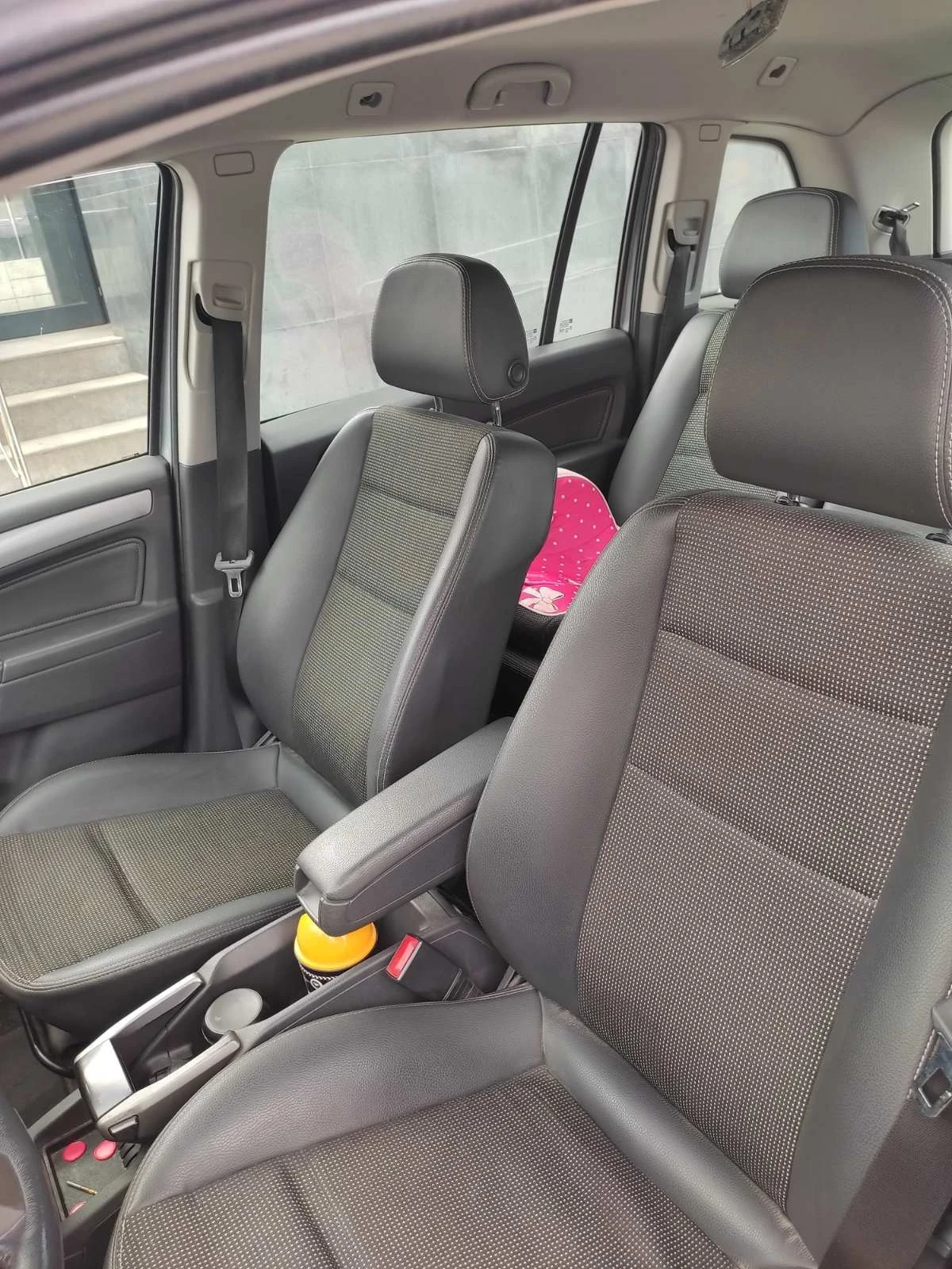 Opel Zafira 1.6, Фабричен метан, 7-местен  - изображение 3