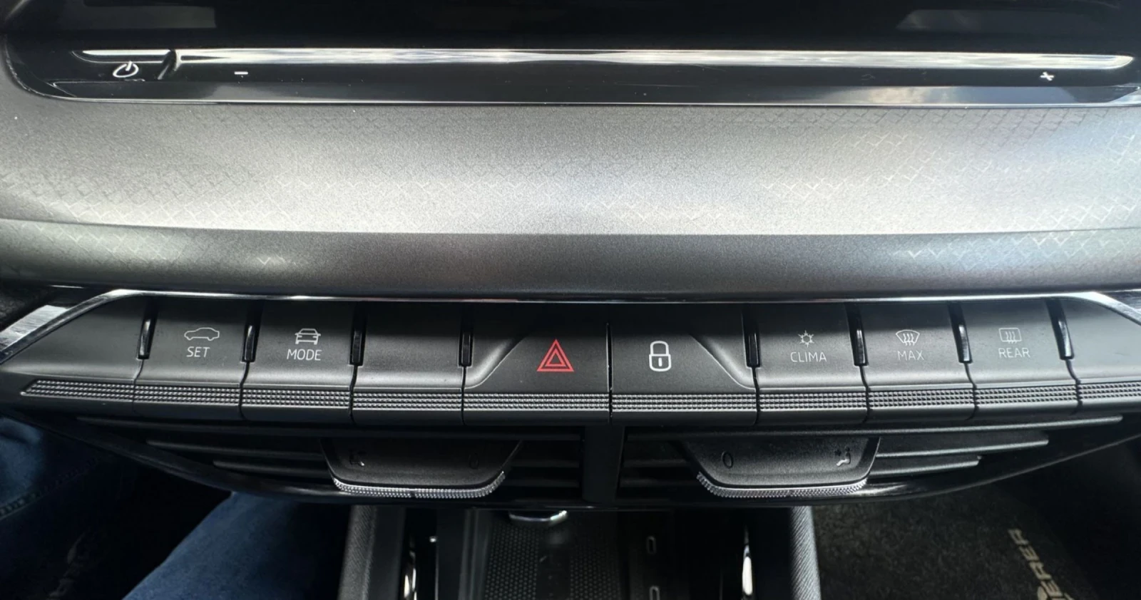 Skoda Octavia 1, 4 TSI. PHEV.KAMERA.NAVI.LED.MATRIX.PLUG IN | Mobile.bg   12