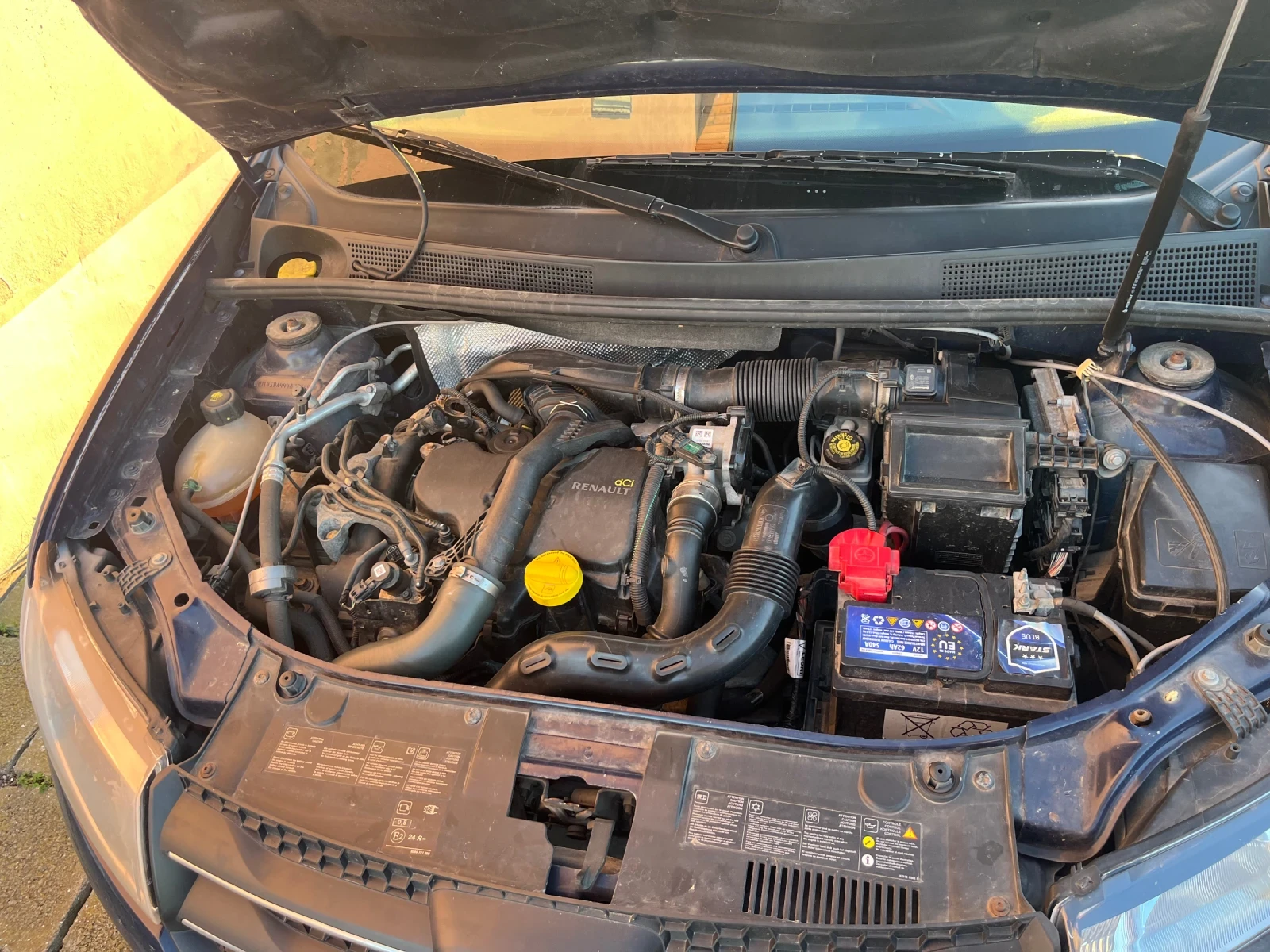 Dacia Logan 1.5 dci, снимка 6 - Автомобили и джипове - 53748125