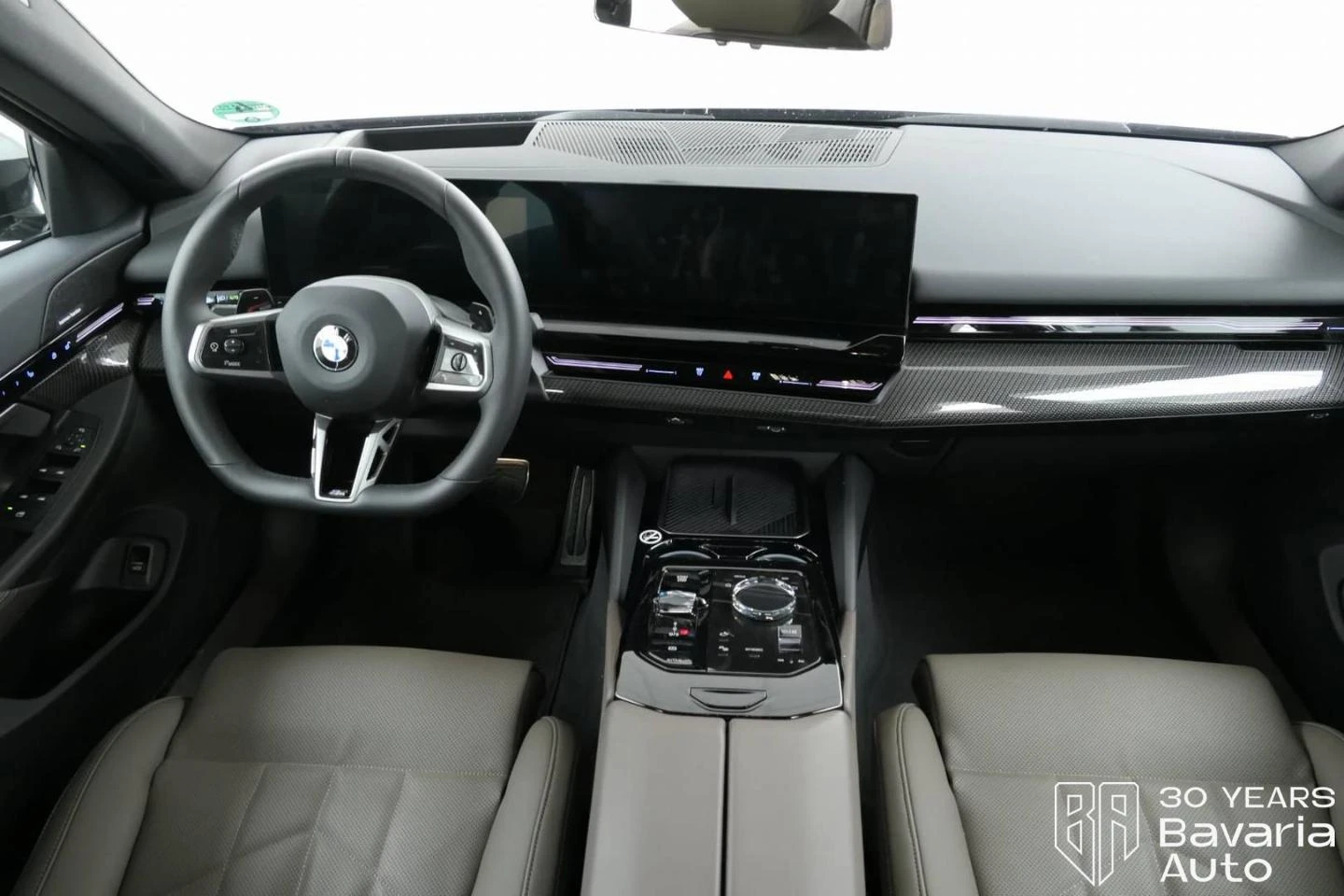 BMW 520 i Steptronic M Sport Paket - изображение 6